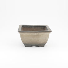 Lade das Bild in den Galerie-Viewer, Antike chinesische Bonsai Kaskaden-Schale "Shiro cochi"